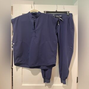 Figs Navy set. XS / S petite